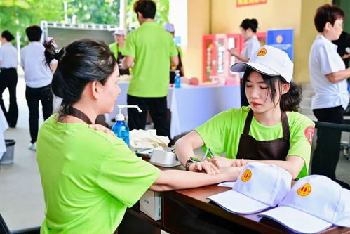 陵水總工會(huì)舉2024年 工會(huì)杯 家政服務(wù)行業(yè)技能競(jìng)賽